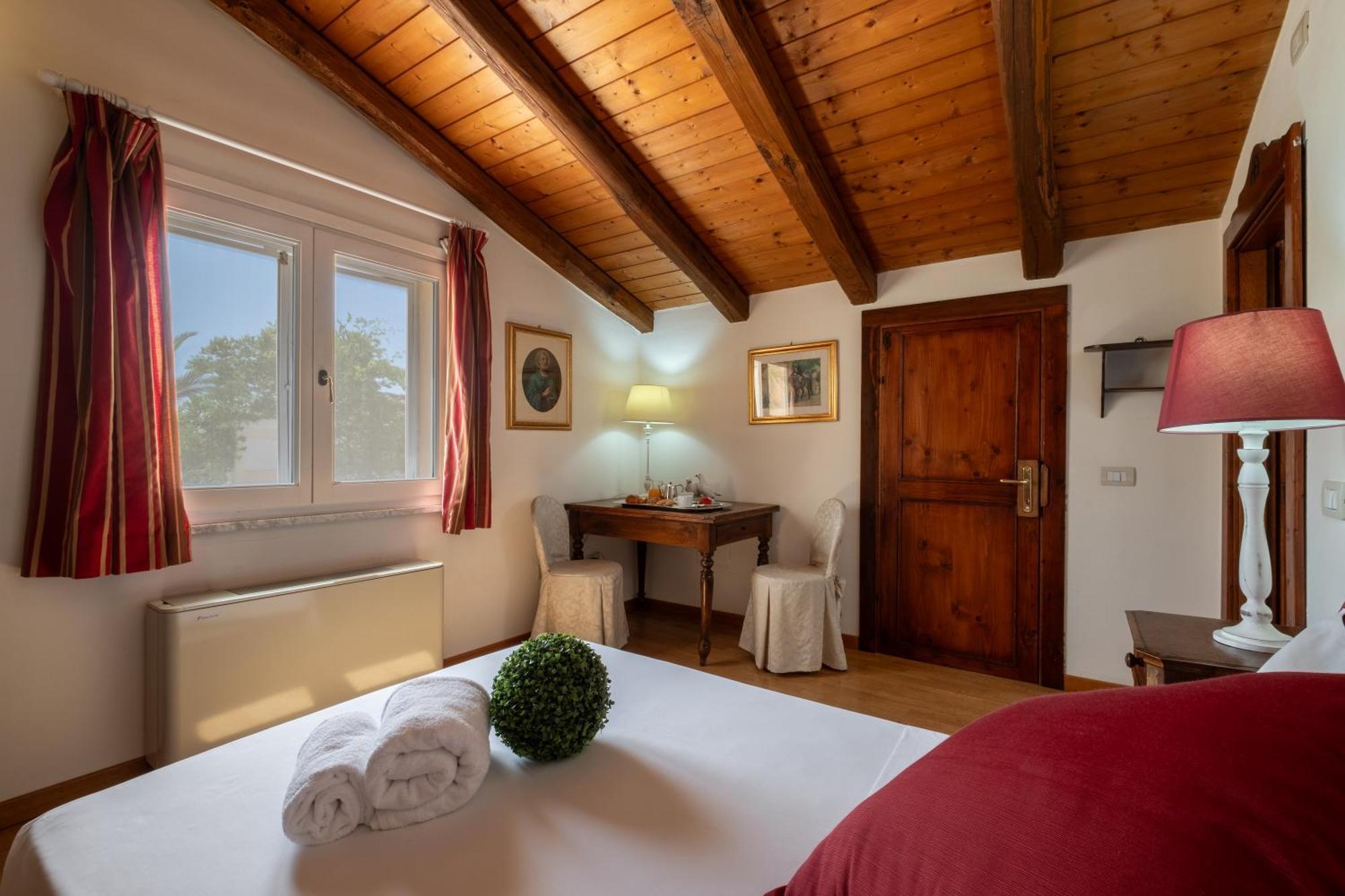 Corte Cristina & Suites Quartucciu Dış mekan fotoğraf